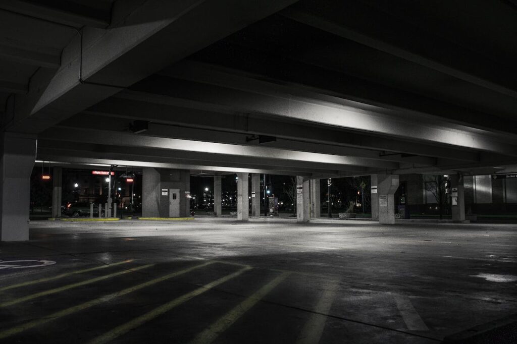 Ktoś zajął Twoje miejsce na parkingu podziemnym Straz miejska nie pomogła
