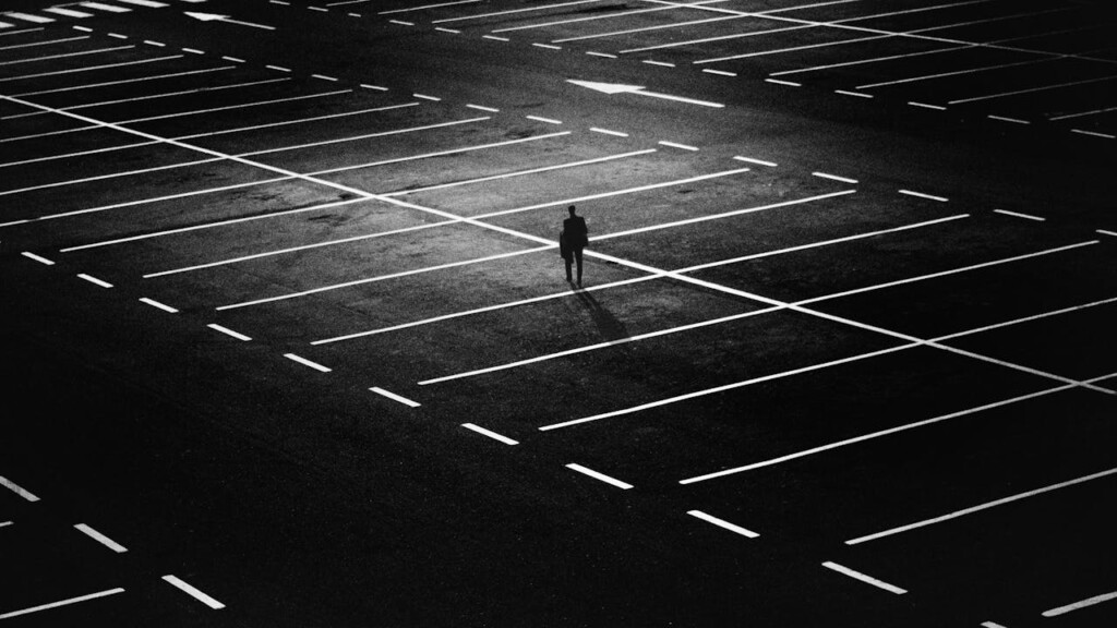 Parking pod placem Powstańców Warszawy