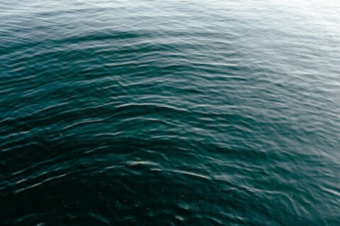 Jak sprawdzić szczelność instalacji wodnej w domu?